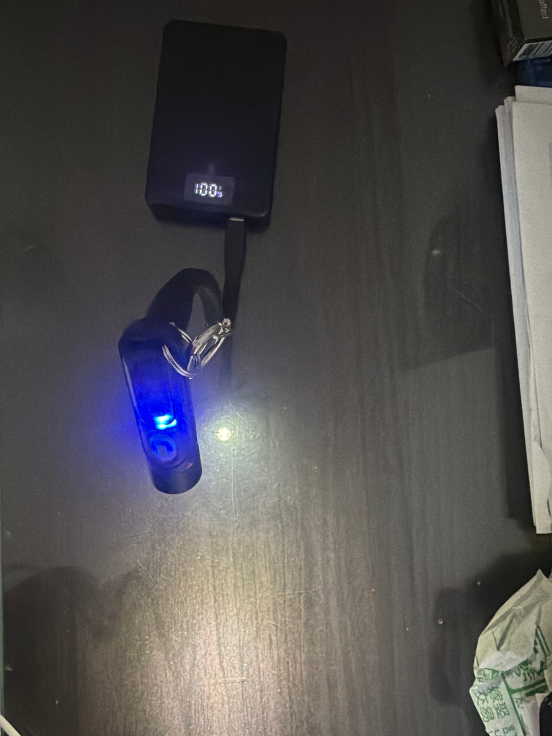 Customer photo review of Charging Cable Stand (USB-C)