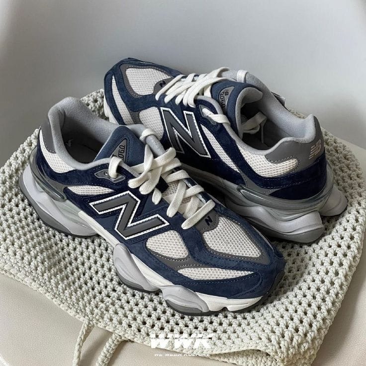 Customer photo review of New Balance 9060 Shoes