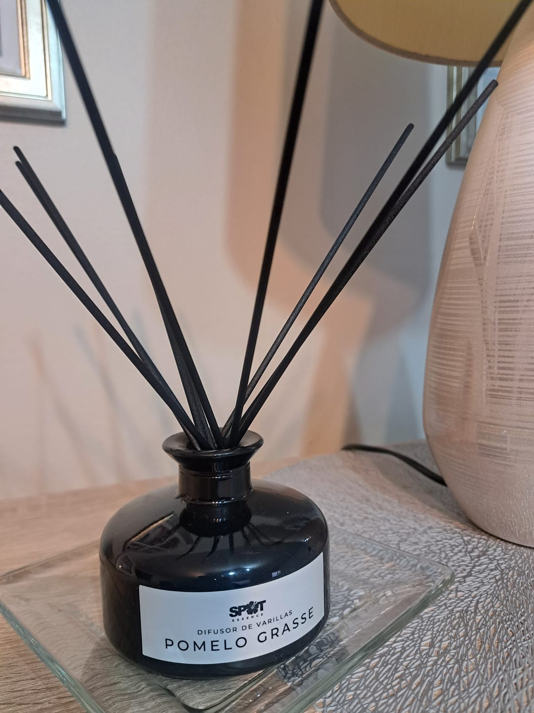Customer photo review of Difusor de Varillas Pomelo Grasse Black 175ml