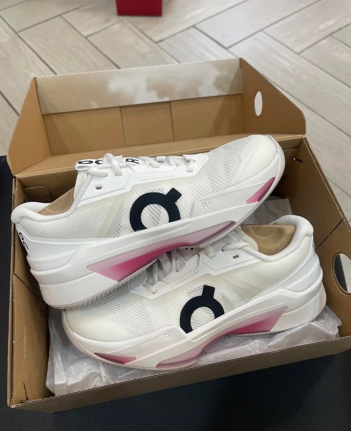 Customer photo review of Roger Pro Fire White | Pink - RFW