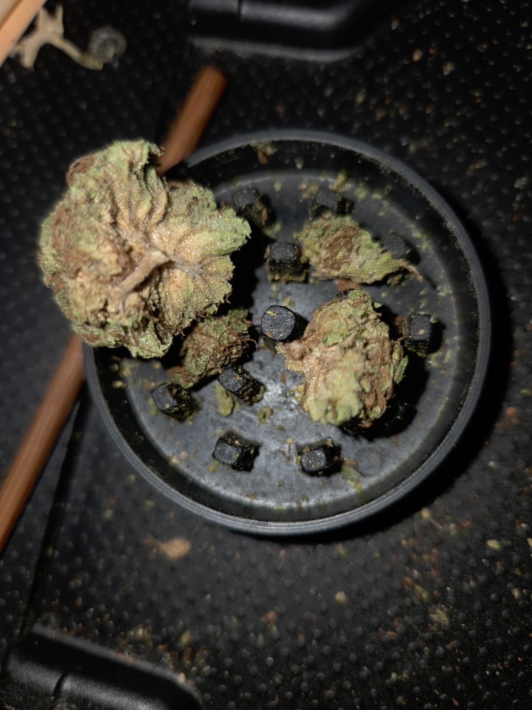 Customer photo review of Gorilla Glue Greenhouse THCA