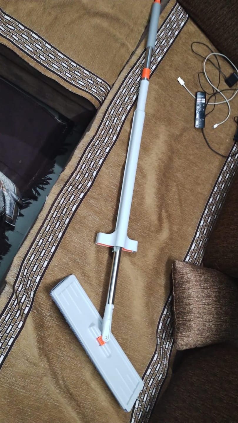 Customer photo review of 360° Flat Mop – Wet & Dry Floor Cleaner