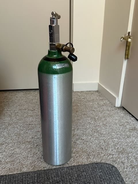 Customer photo review of Sunset HCS CGA 870 Style Oxygen Regulator, 0-15 LPM