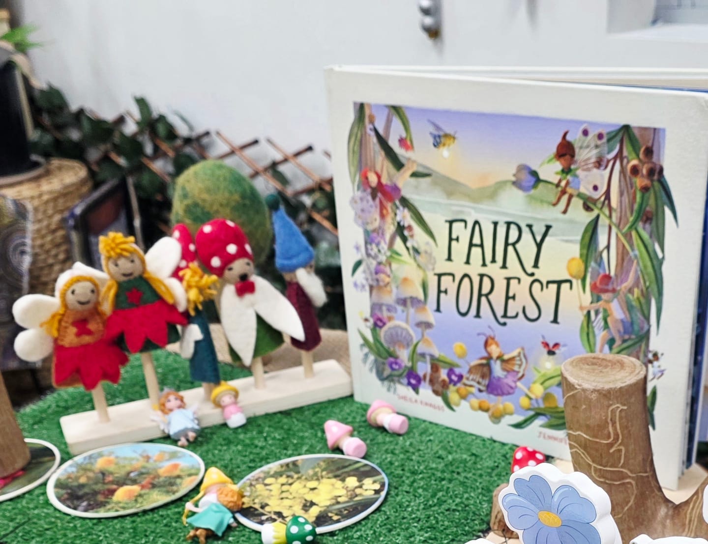 Customer photo review of Fairies & Gnomes Finger Puppet Set