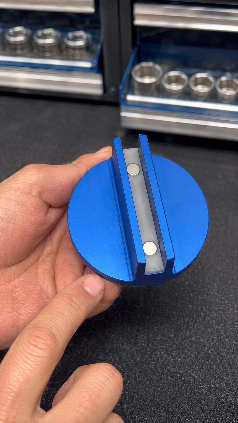 Customer photo review of BoltBuddy™ MagLift Jack Pad