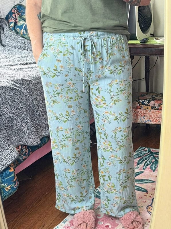 Customer photo review of Women's Vintage Flowers Art  Printed Cotton And Linen Casual Pants