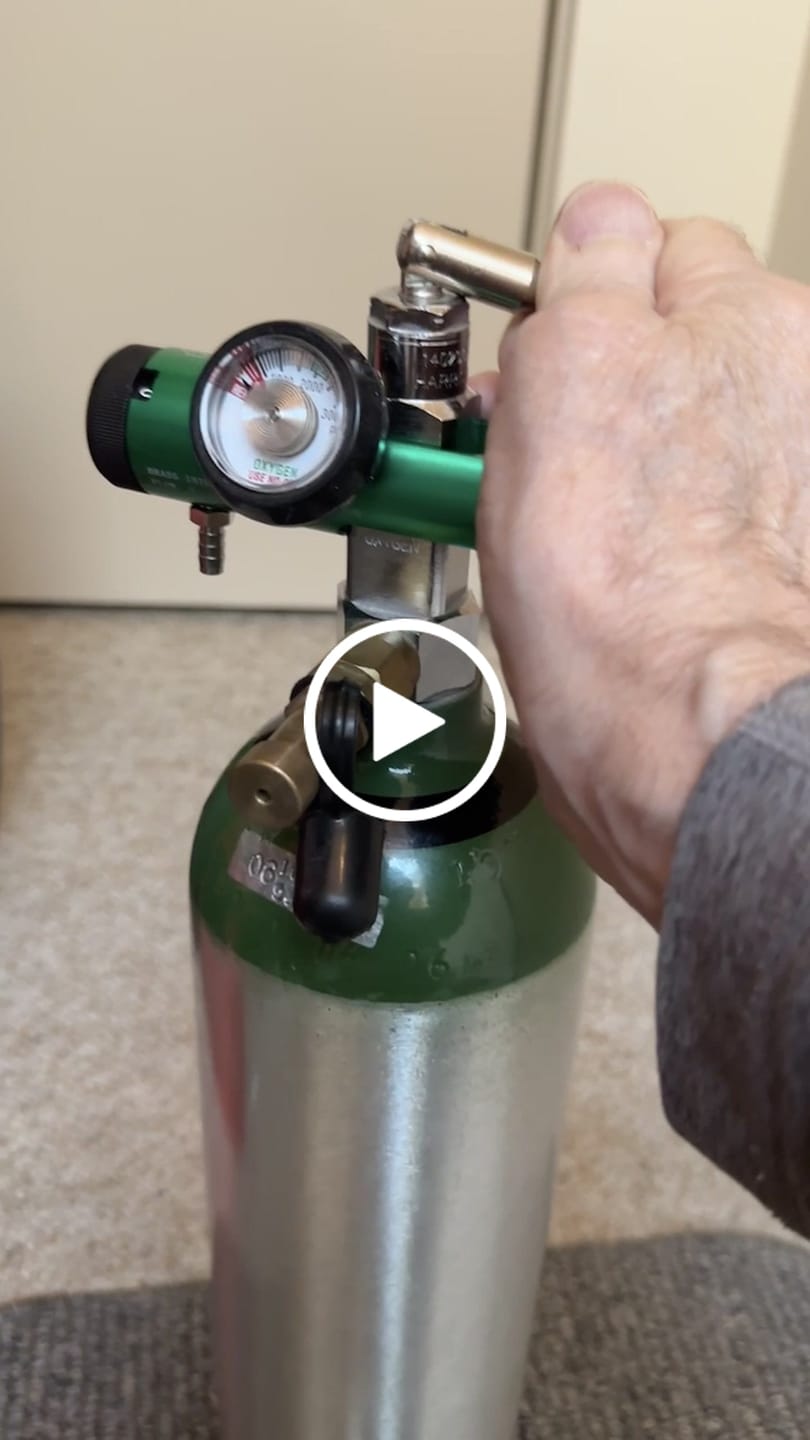 Customer video review of Sunset HCS CGA 870 Style Oxygen Regulator, 0-15 LPM