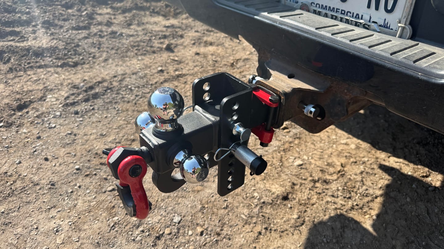Customer photo review of TYT Adjustable Tri-Ball Hitch for 2″ Receiver – Up to 10K GTW