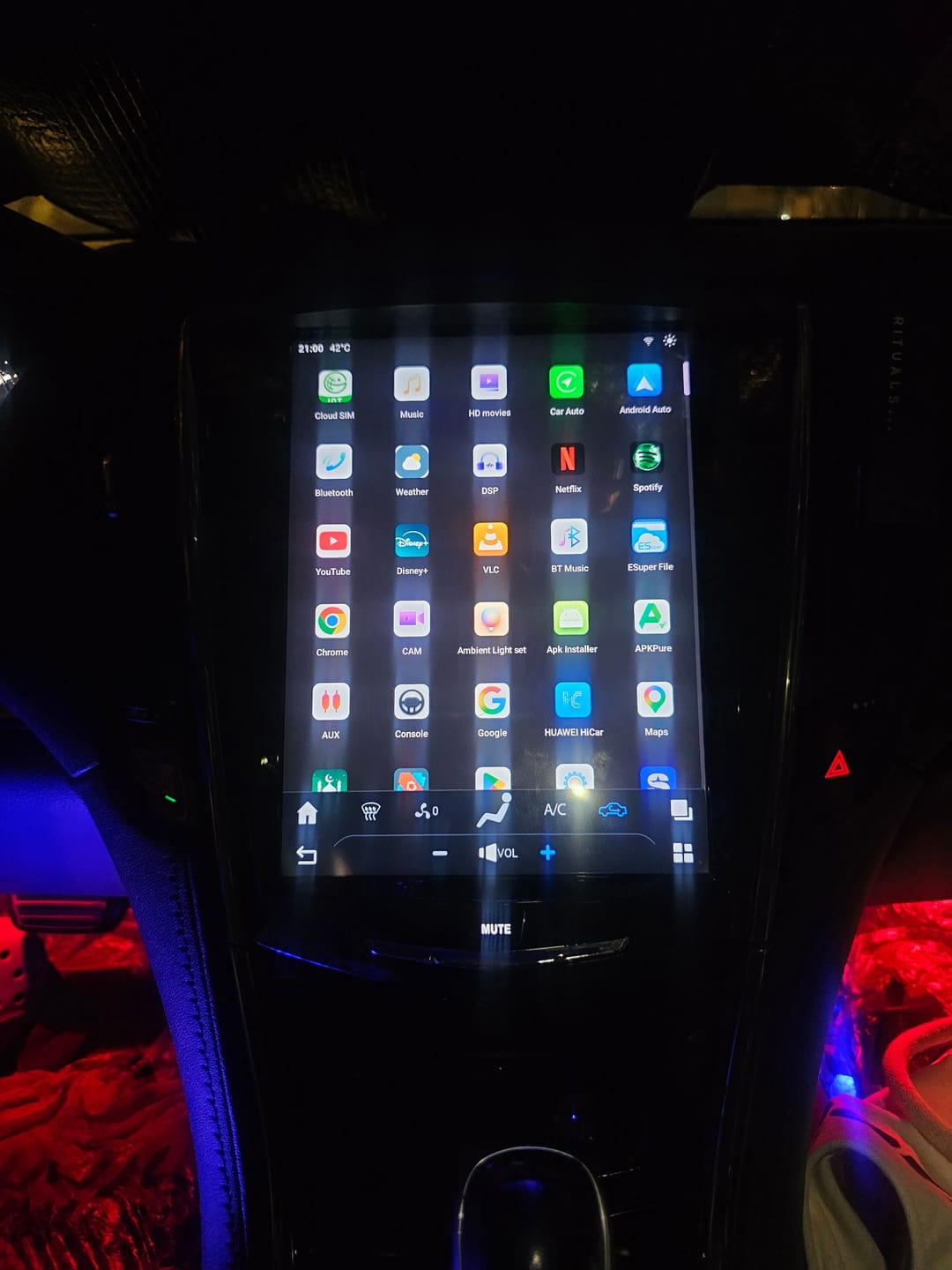 Customer photo review of Cadillac ATS 2013-2018 — 10.5" Tesla-Style Apple CarPlay Screen