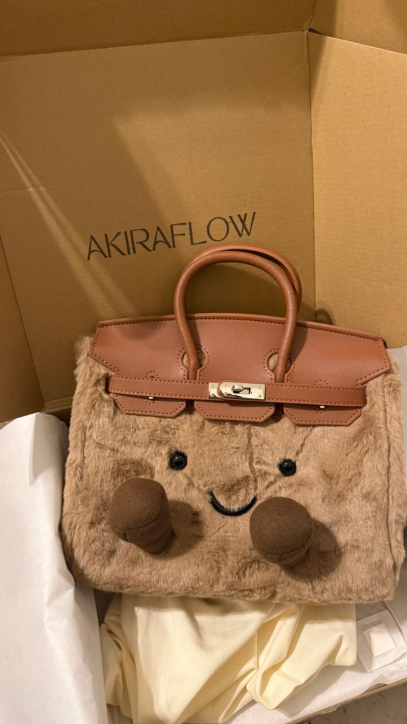 Customer photo review of The Jellykin Fluffy Bag