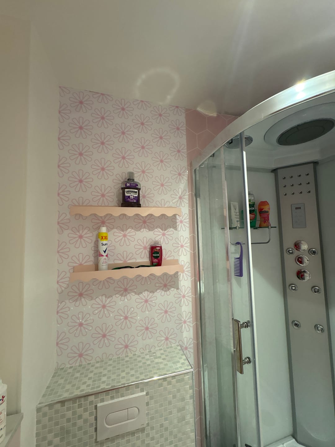 Customer photo review of Arleth - Retro Yellow Flowers Wallpaper
