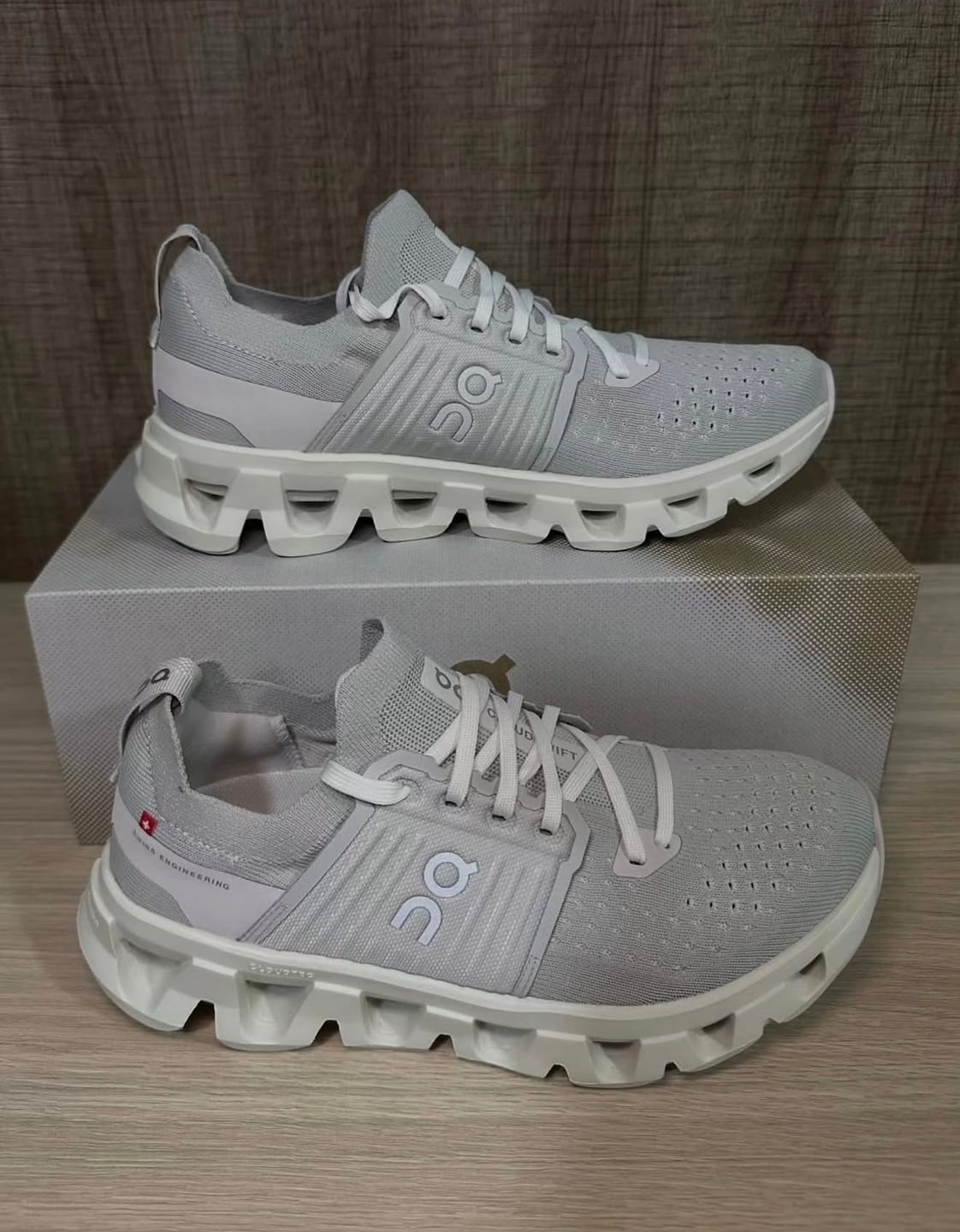 Customer photo review of CloudSwift 4 Alloy | Glacier - CSG