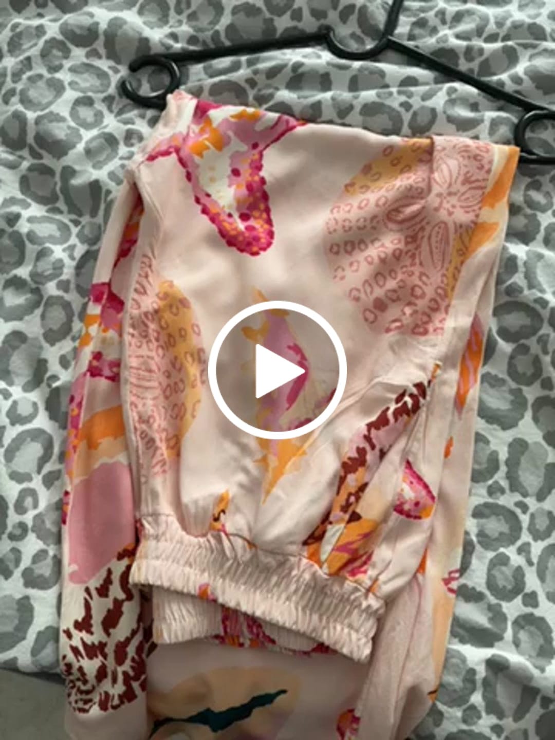 Customer video review of Sommer Hose OCEAN LOVER rosa/pink/orange