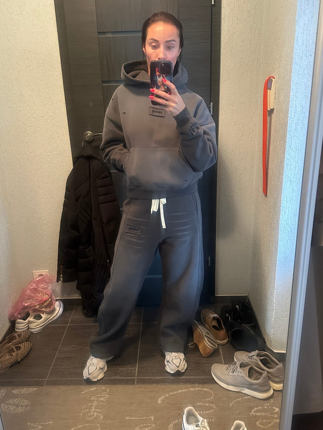 Customer photo review of HERITAGE SAGE GREEN BOXY HOODIE