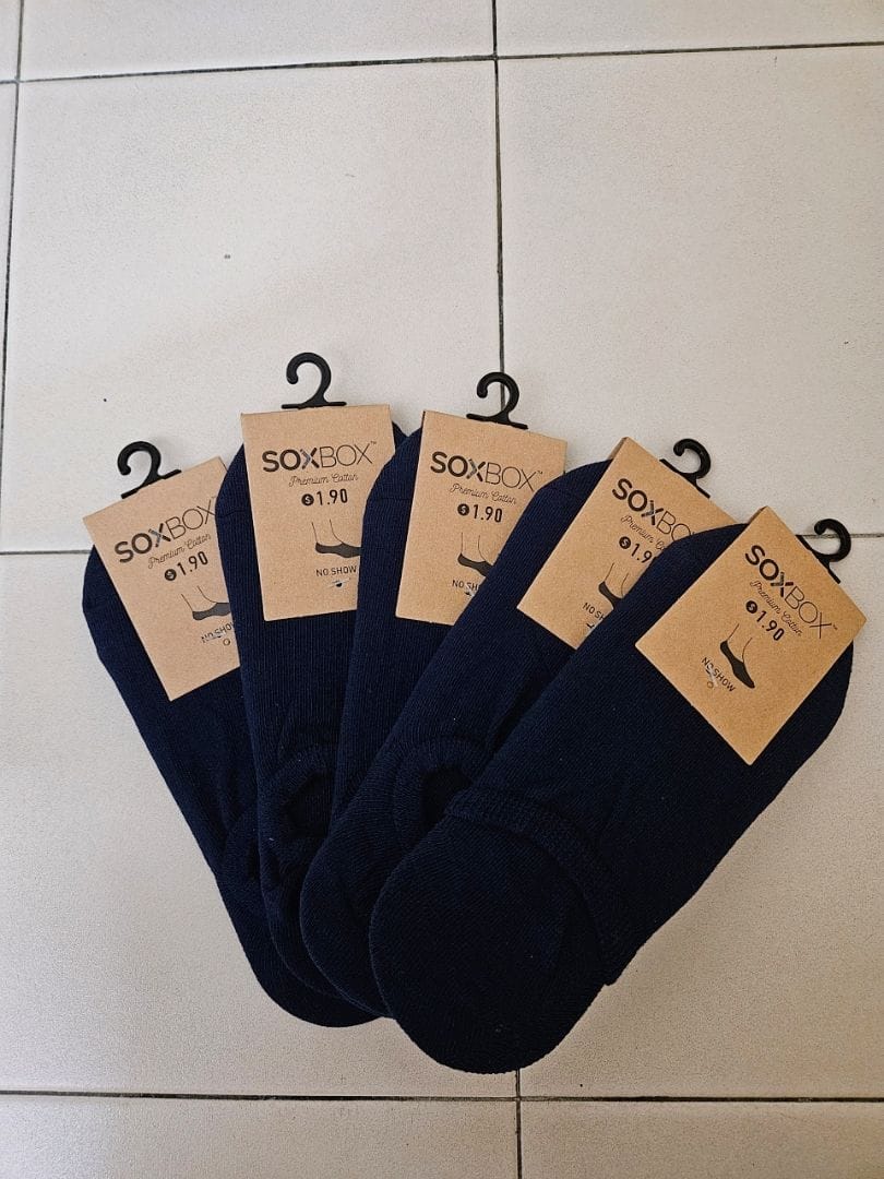 Customer photo review of [5 Pairs] No Show Cotton Socks