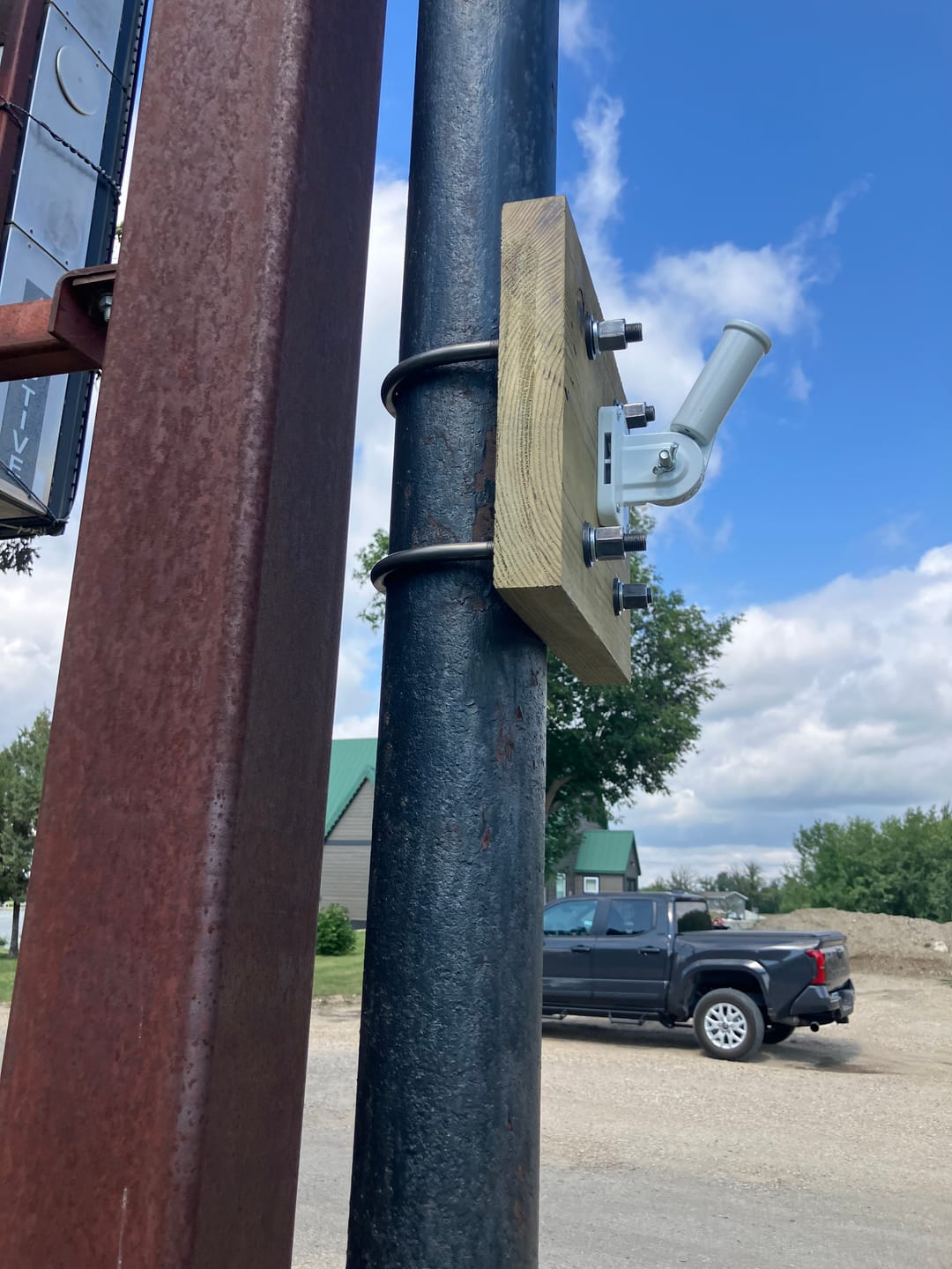 Customer photo review of 1/2 Inch Diameter U-Bolts - Round Bend