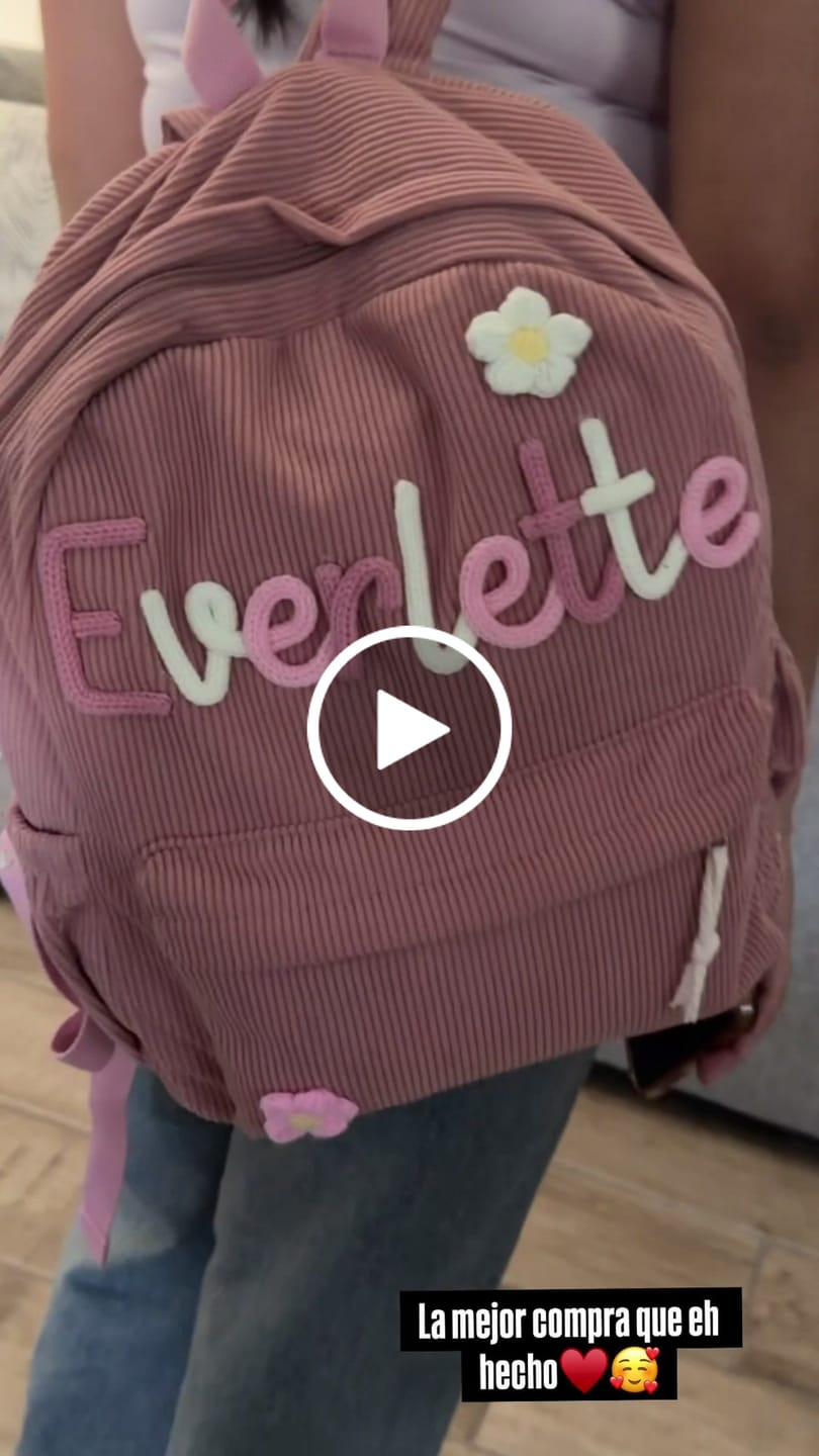 Customer video review of K&C - Personalized Knitted Backpack