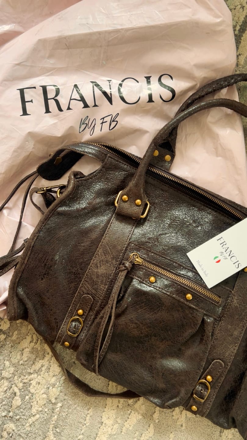 Customer photo review of It girl bag dark chocolate
