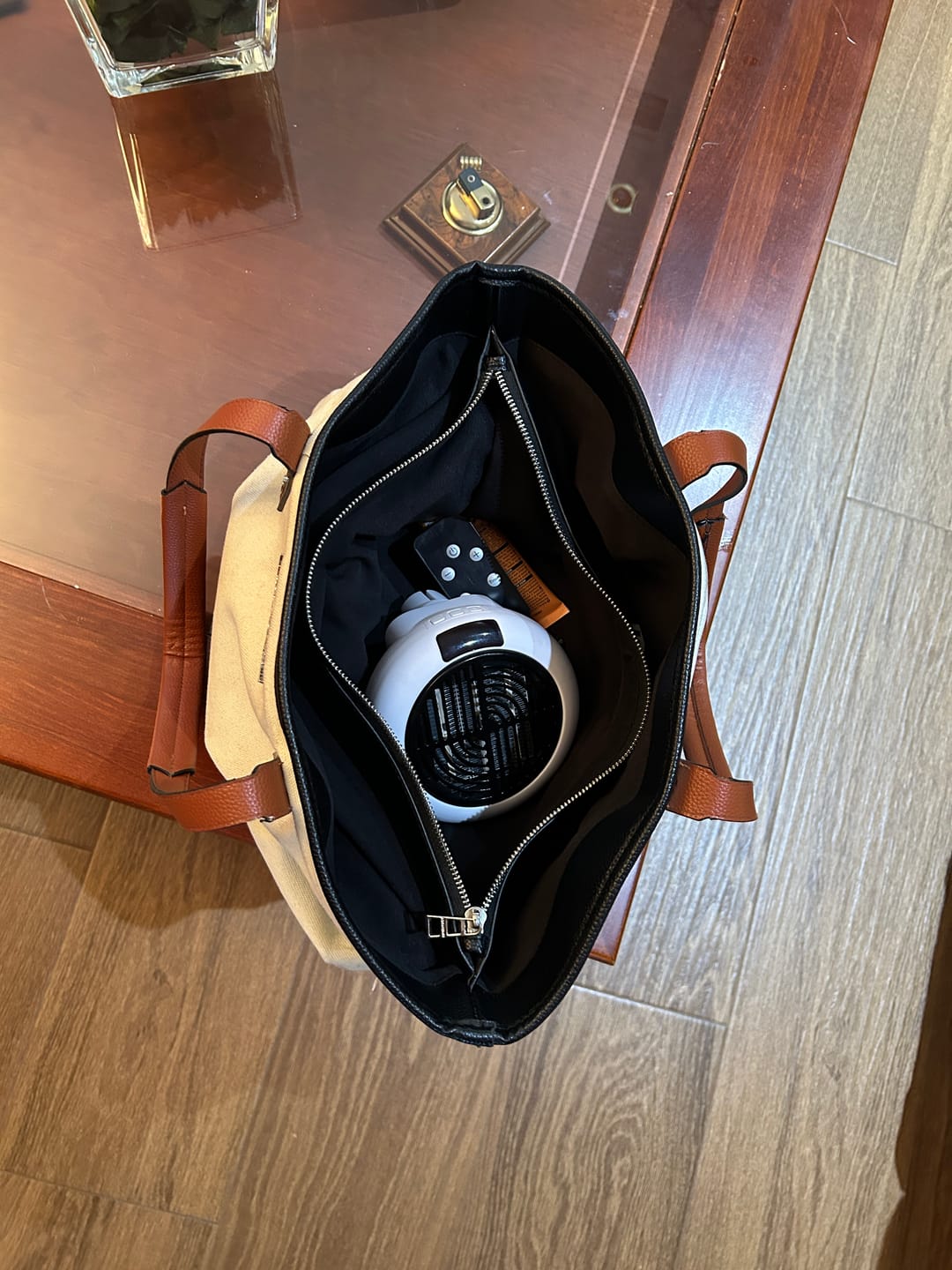Customer photo review of minicalefactor termocerámico portatil