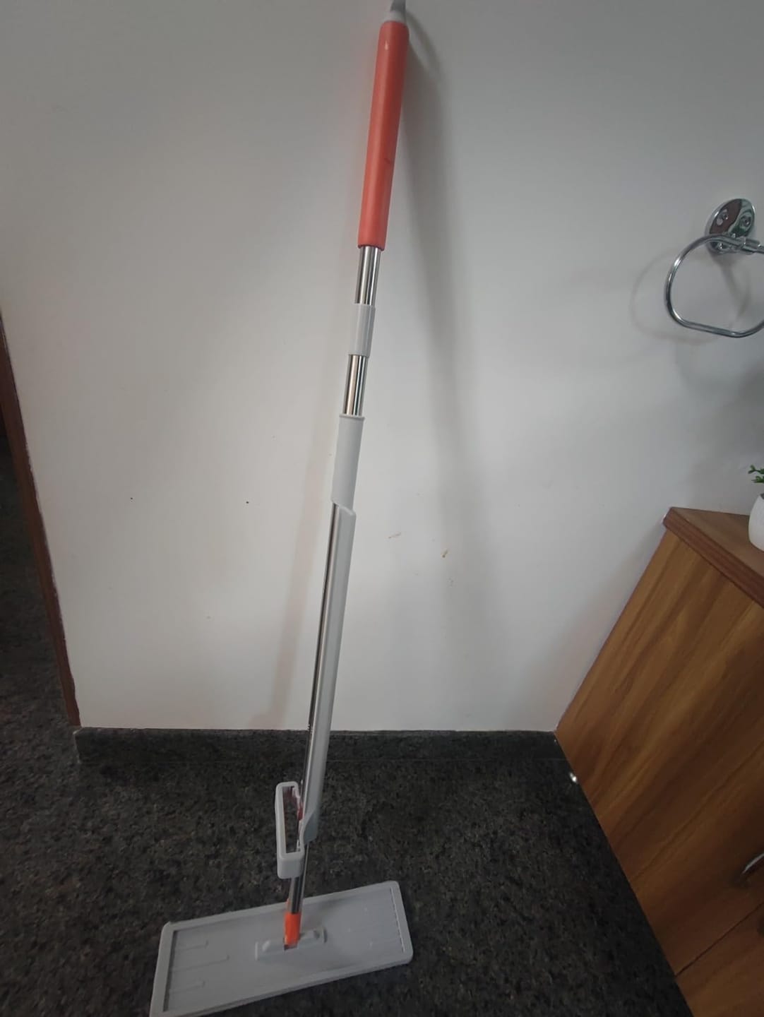 Customer photo review of 360° Flat Mop – Wet & Dry Floor Cleaner