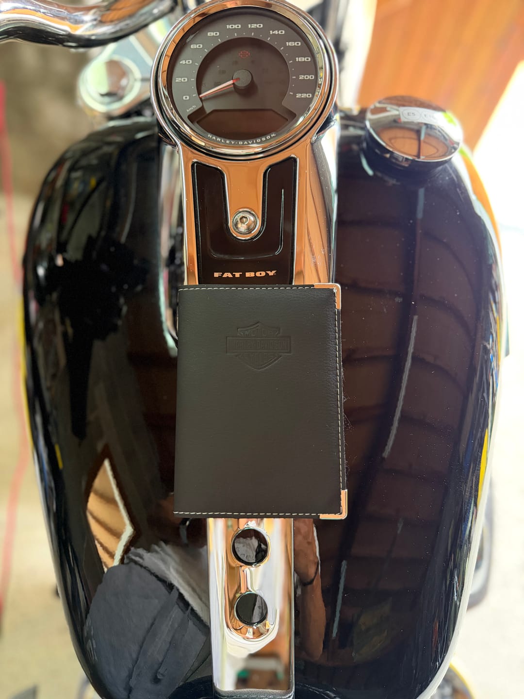 Customer photo review of Porte Carte Grise Harley Davidson