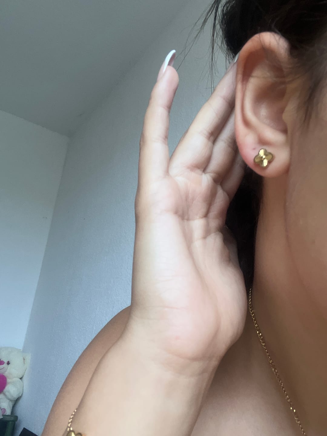 Customer photo review of Plain Clover Ohrstecker