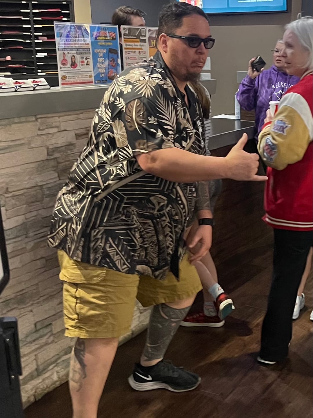 Customer photo review of Black tribal pattern Bowling Hawaiian Shirts Custom Team Bowling Jerseys NQS11389