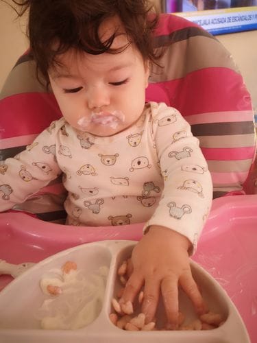 Customer photo review of Puffs Frutilla Betarraga Familiar
