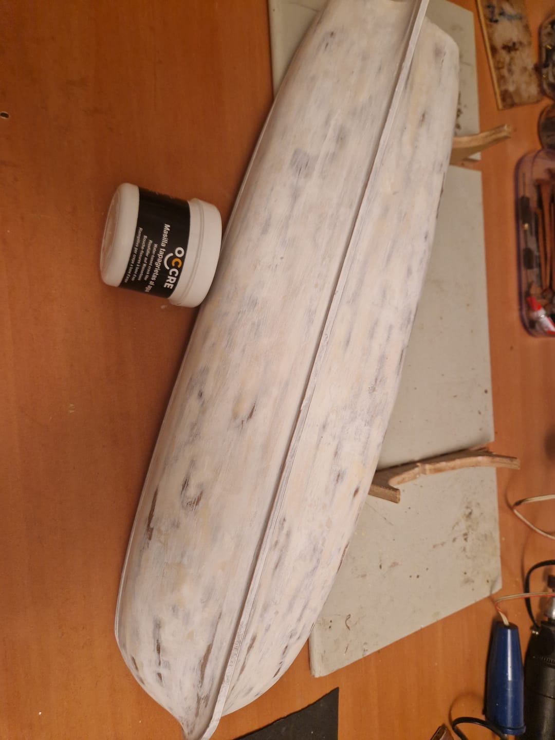 Customer photo review of Masilla de Relleno al Agua para Maquetas - Tapagrietas 135 ml