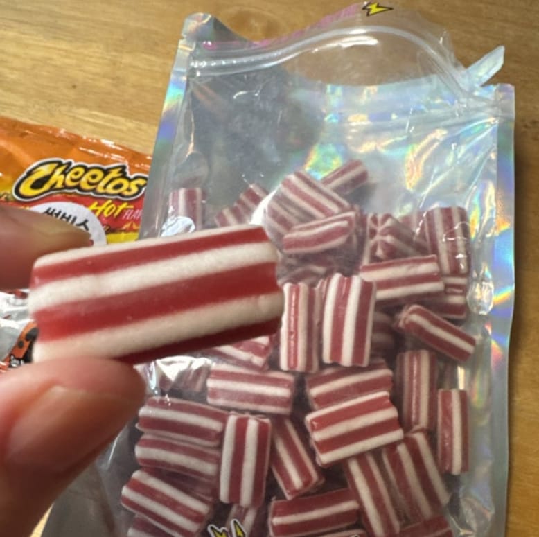 Customer photo review of Strawberry & Cream Rocketz