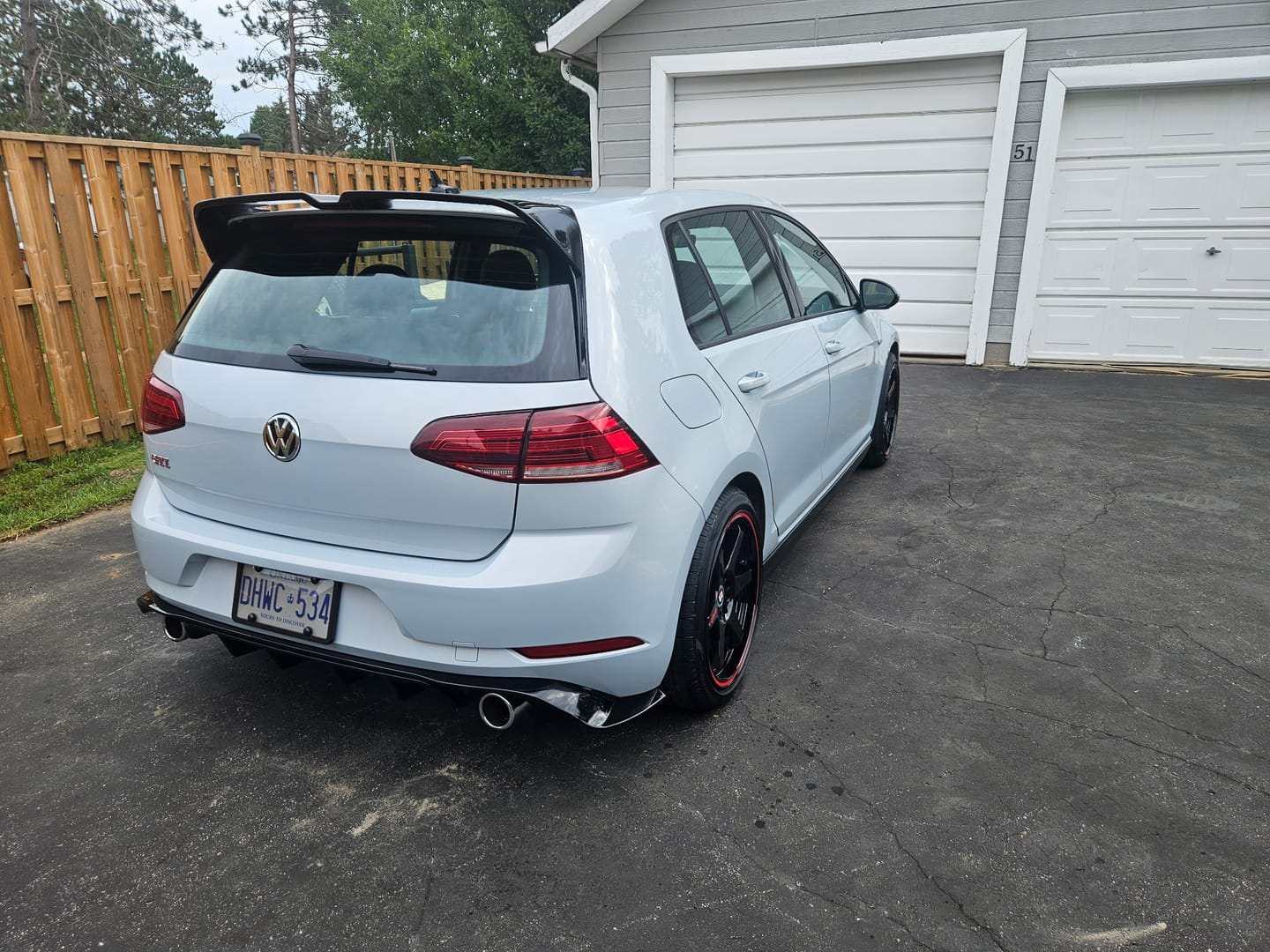 Customer photo review of Oettinger Style Roof Spoiler - 2015-2021 Golf Mk7 & Mk7.5 GTI / R