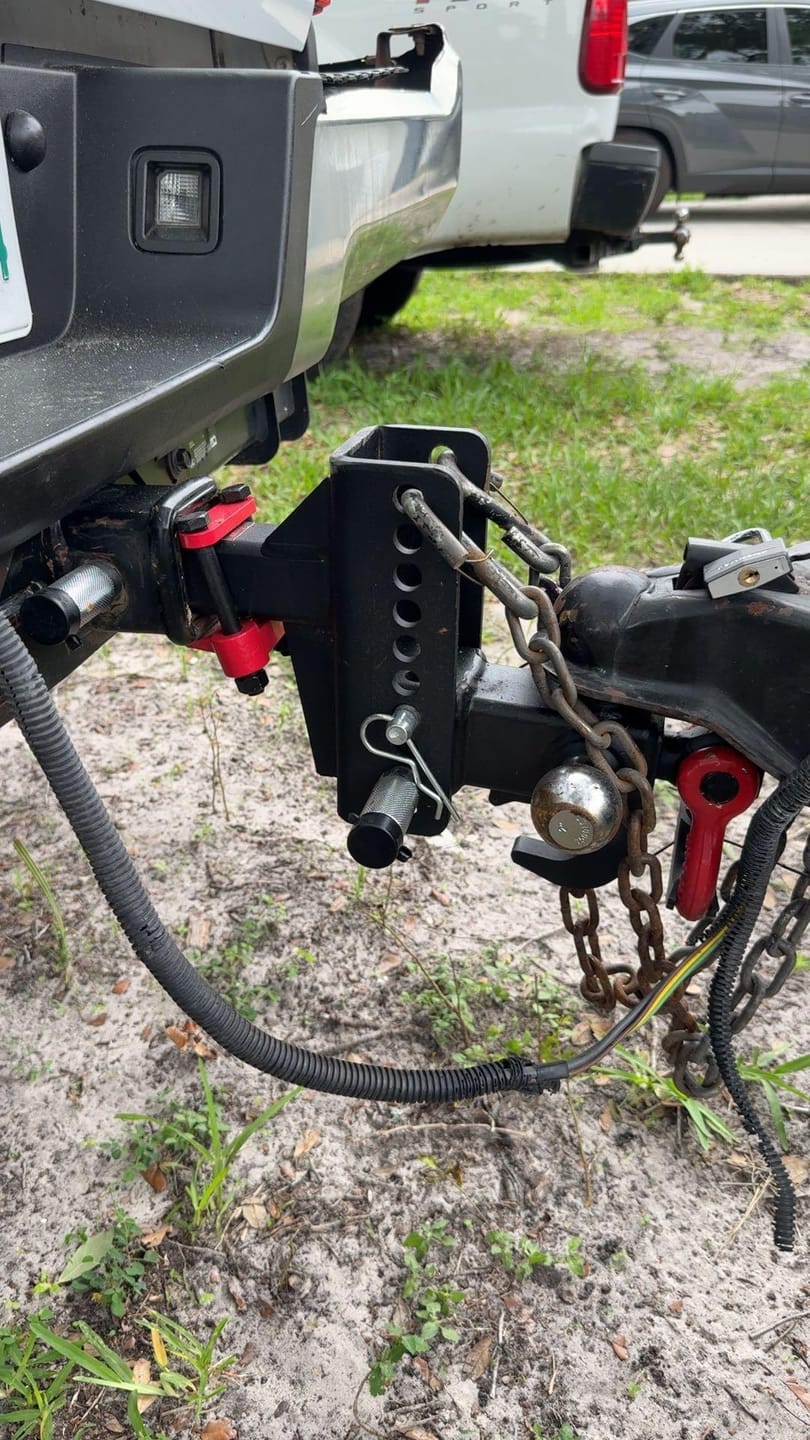 Customer photo review of TYT Adjustable Tri-Ball Hitch for 2″ Receiver – Up to 10K GTW