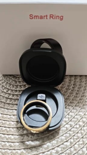 Customer photo review of Aura Ring
