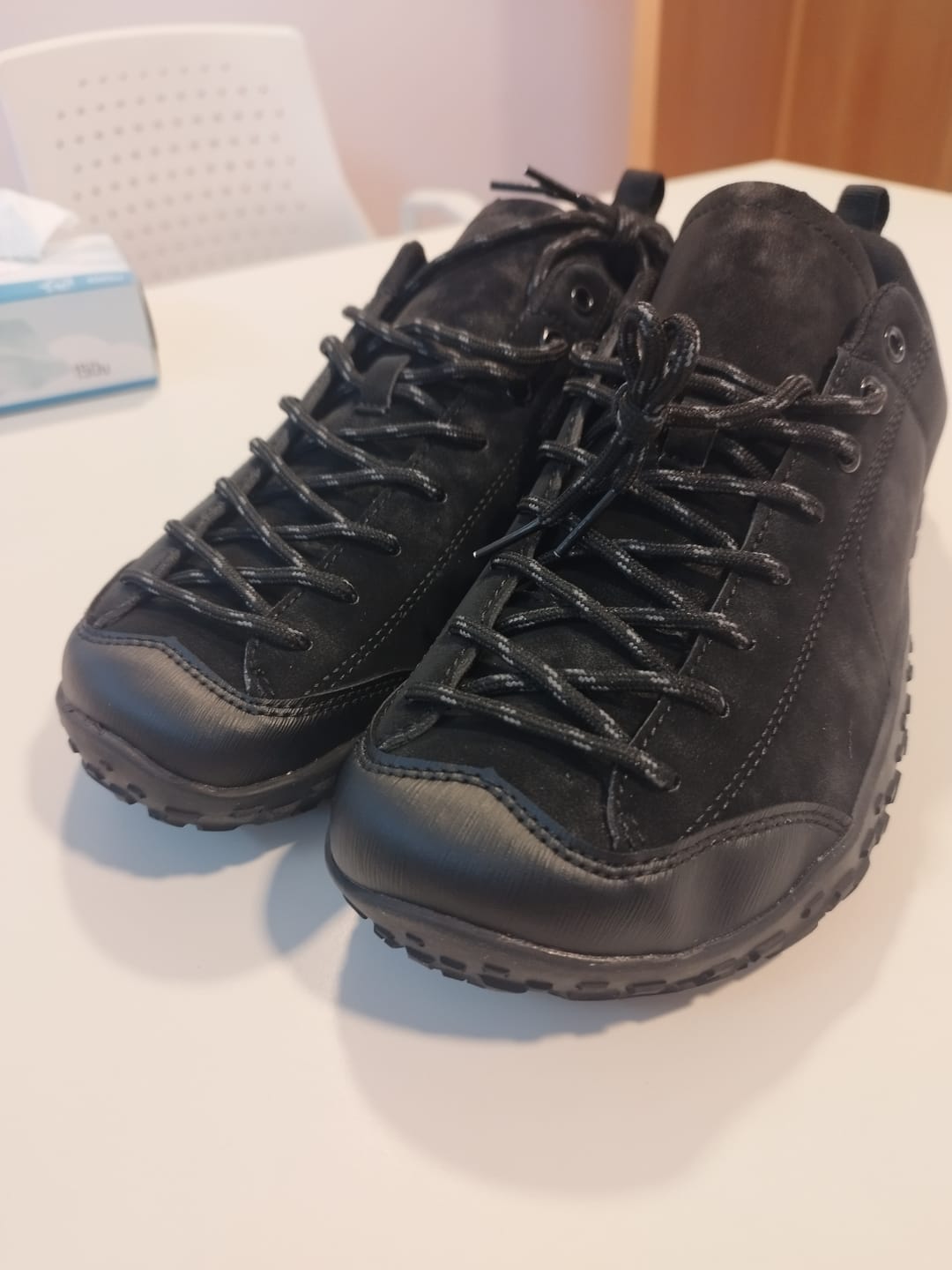 Customer photo review of Barefoot TrekShield™ Green – Impermeables y Antideslizantes