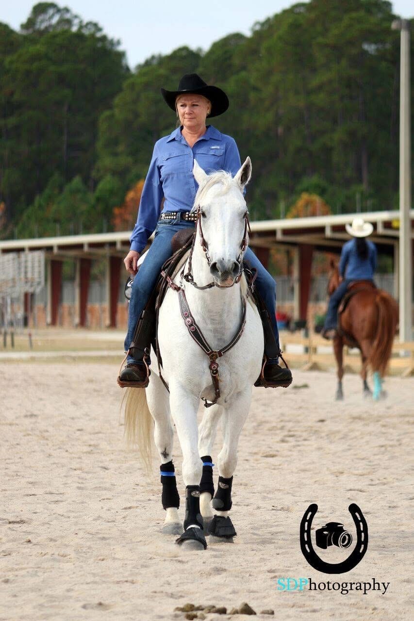Customer photo review of OptiWize Collagen +Plus Horse Joint Supplement