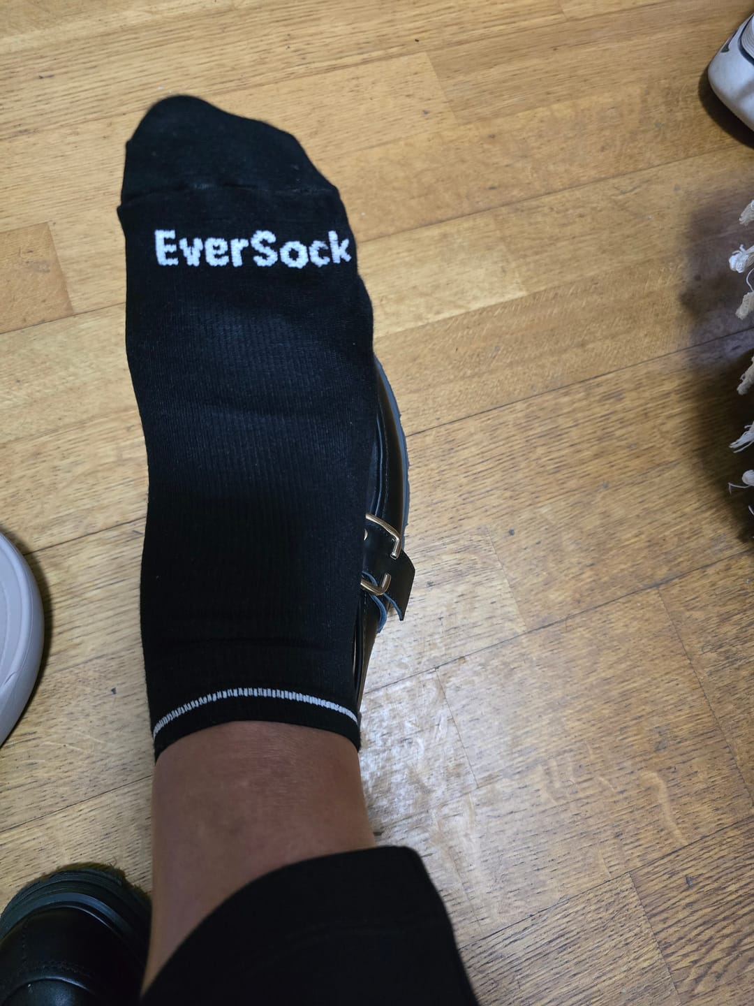 Customer photo review of EverSock™ Wide Compression Socks For Pain Relief