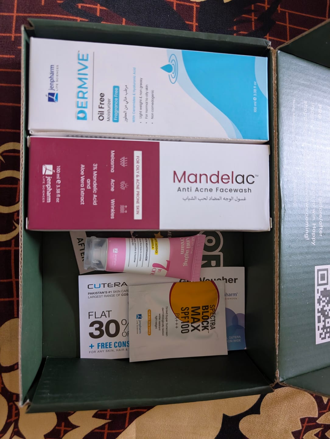 Customer photo review of Maxdif Brightening Cream