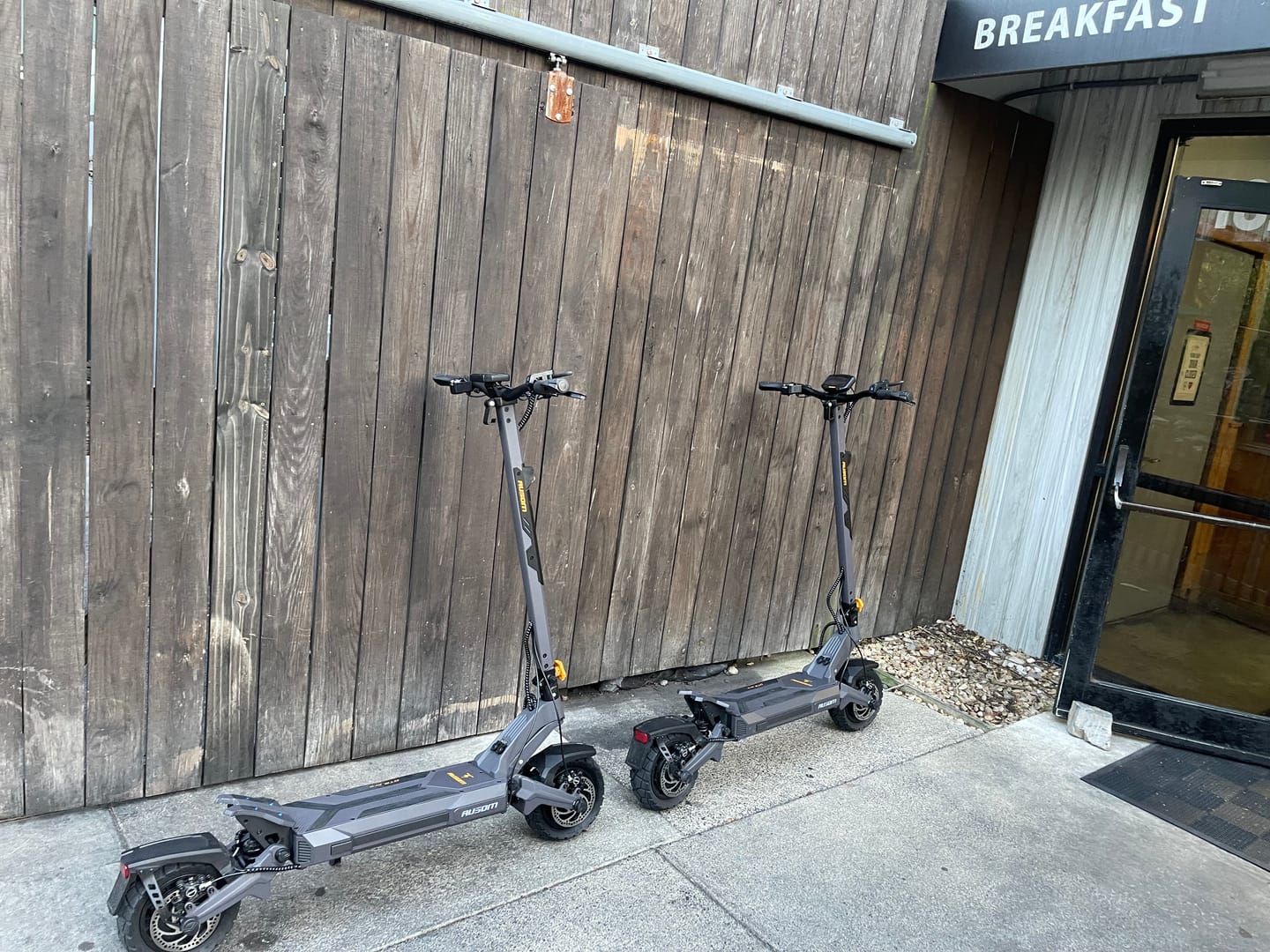 Customer photo review of Ausom DT2 Pro Electric Scooter