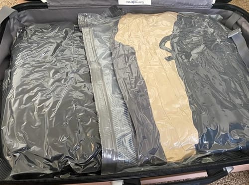 Customer photo review of MORETRA Travel Compression Kits