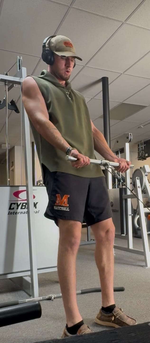 Customer photo review of Essential Sleeveless Hoodie
