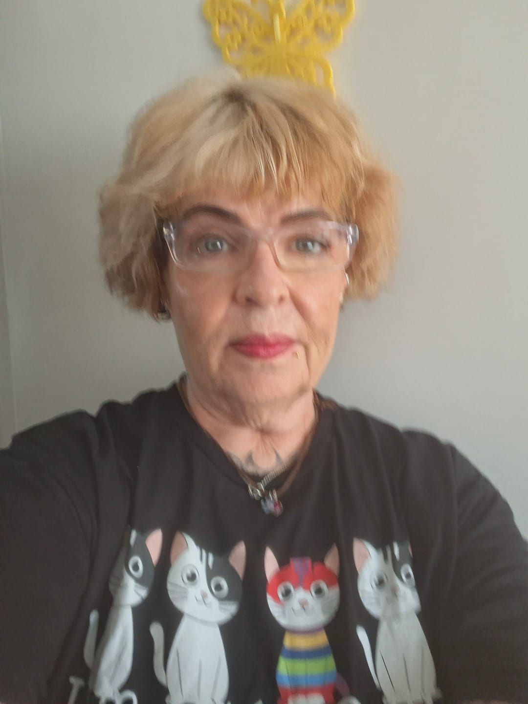 Customer photo review of It's OK to be different - T-Shirt
