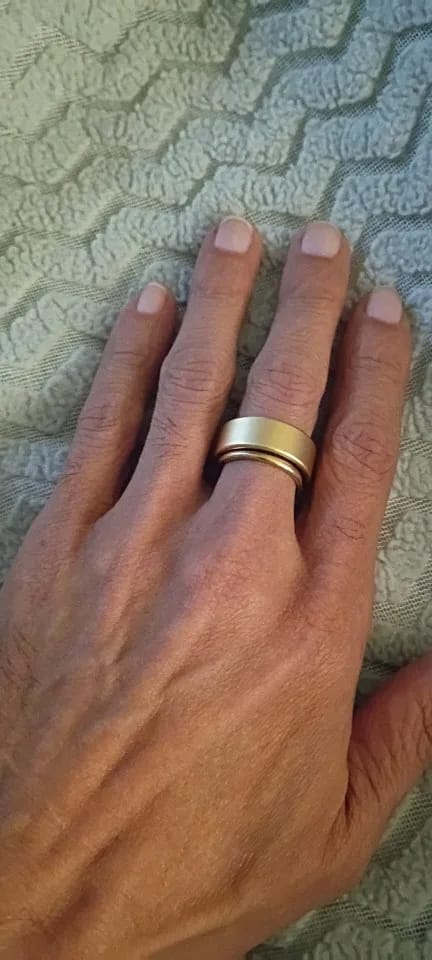 Customer photo review of Aura Ring