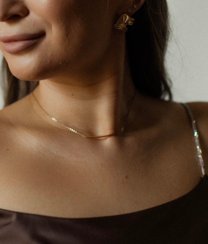 Customer photo review of Hazel Necklace