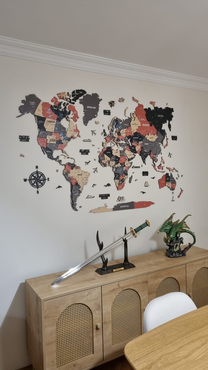 Customer photo review of Renkli Baskılı 3D Ahşap Dünya Haritası (Sage)