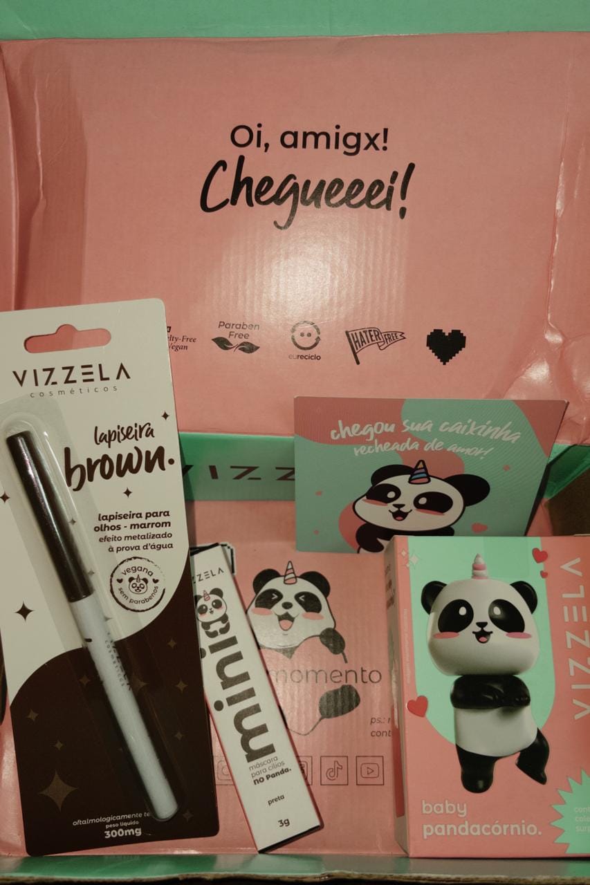 Customer photo review of Lapiseira Para Olhos Brown - Vizzela - Marrom Efeito Metalizado