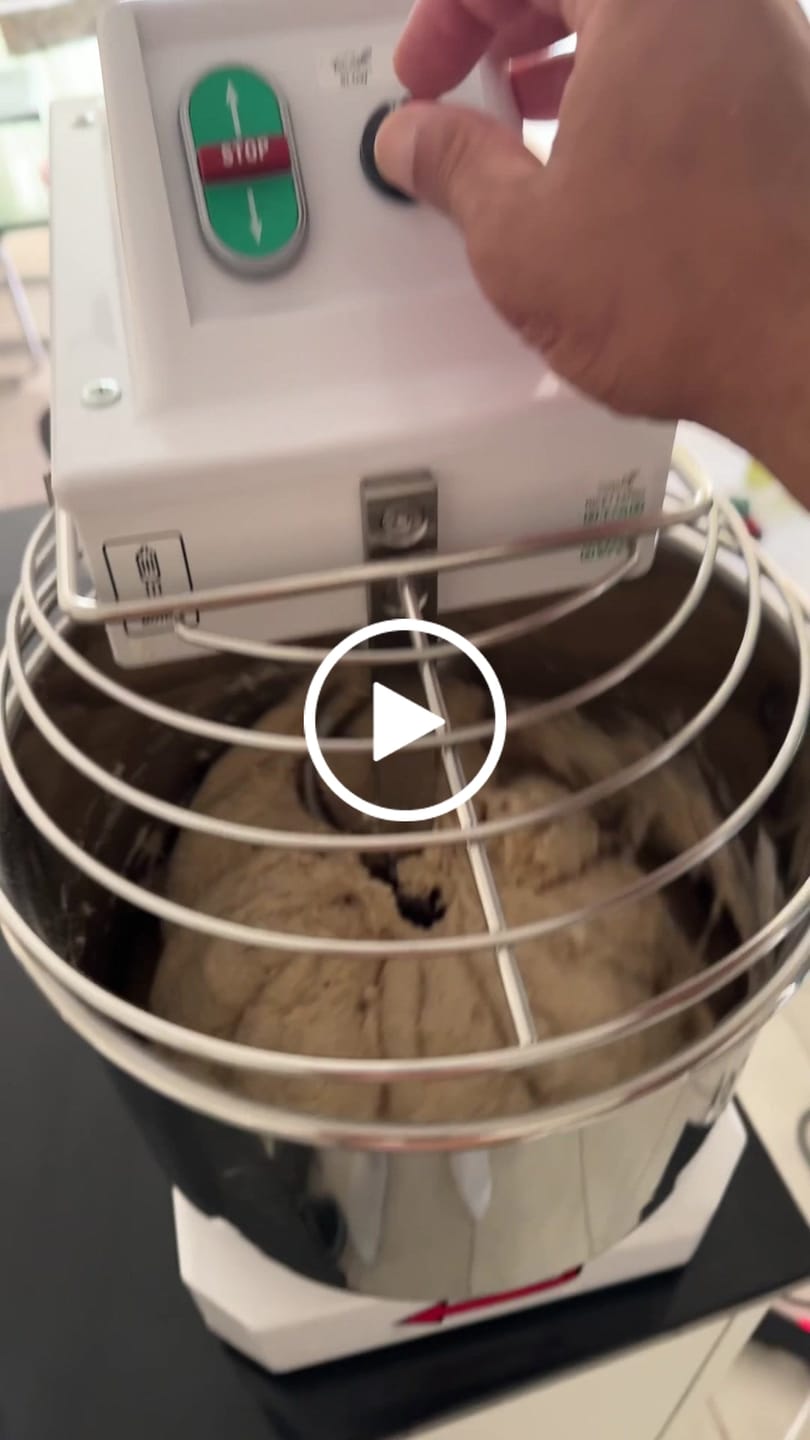 Customer video review of Famag Grilletta IM 5 Spiralkneter 10V HH
