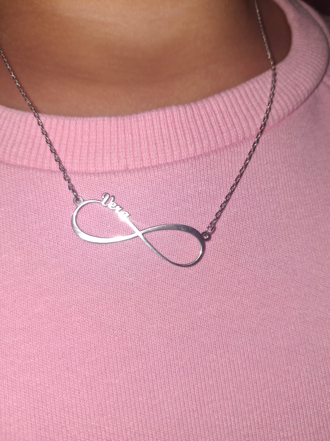 Customer photo review of Collar Infinito - Personalizado
