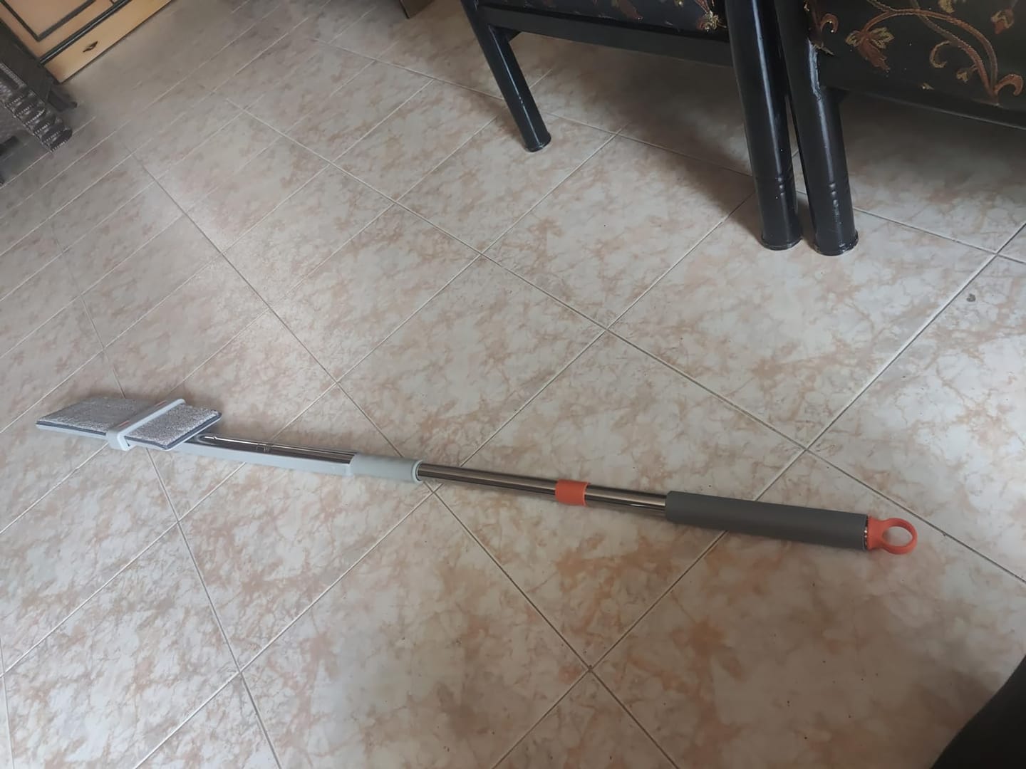 Customer photo review of 360° Flat Mop – Wet & Dry Floor Cleaner