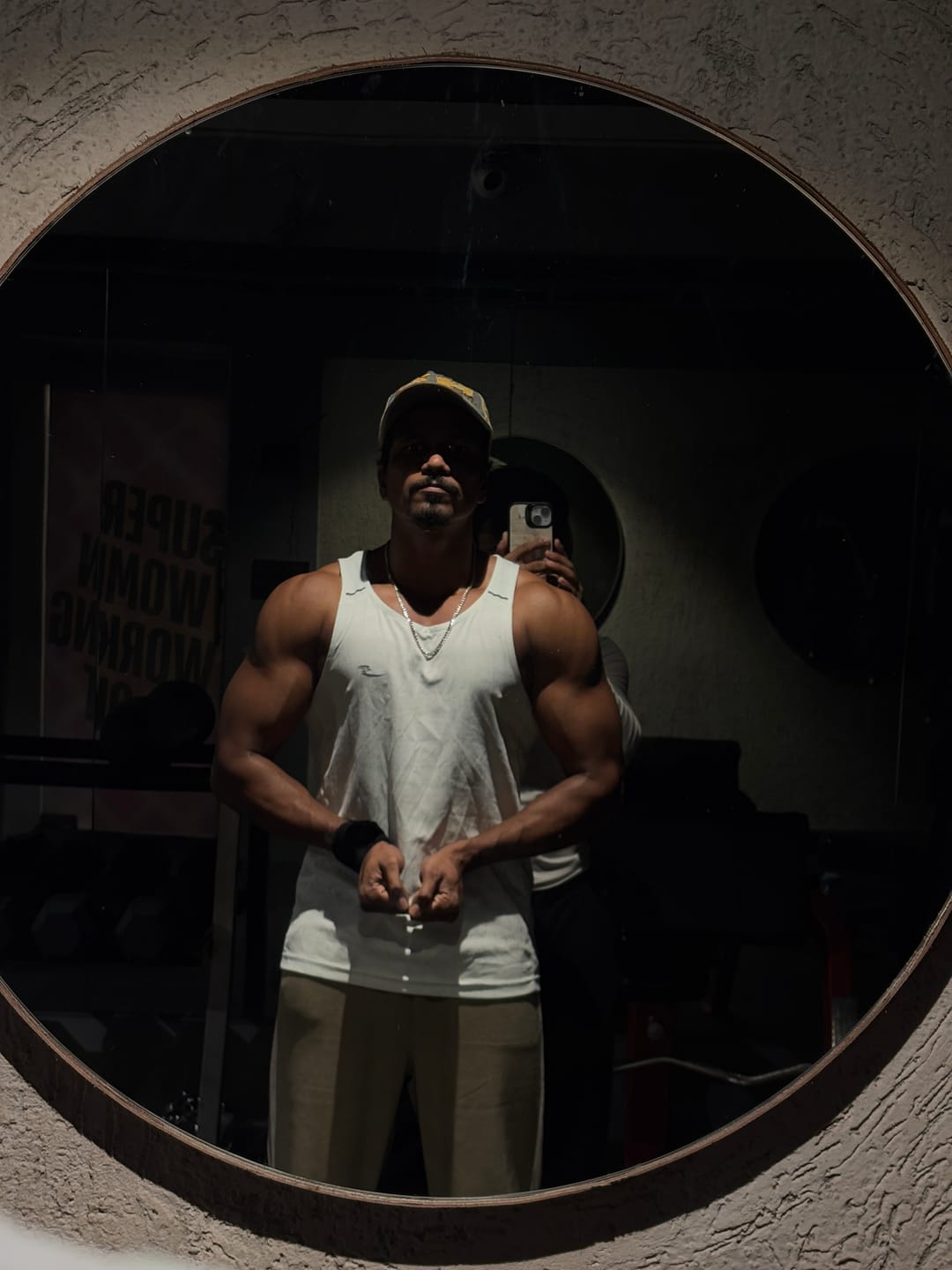 Customer photo review of Wellcore Creatine Monohydrate Powder (307g, 83 Servings, Tropical Tango) + Dynamite Pre-Workout Powder (210g,15 Servings, Fruit Blast)