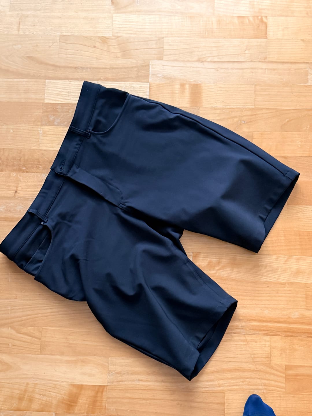 Customer photo review of Evolution Shorts Herren Regular Fit